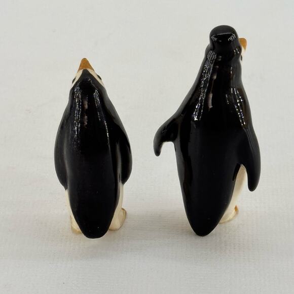 Vintage Hagen Renaker Miniature Porcelain Penguin Figurines Set of 2 - Picture 4 of 4